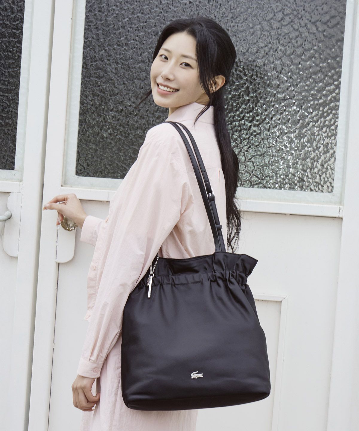 라코스테(LACOSTE) 여성 라코스테 애티튜드 라지 문백 NF5385K56G 000