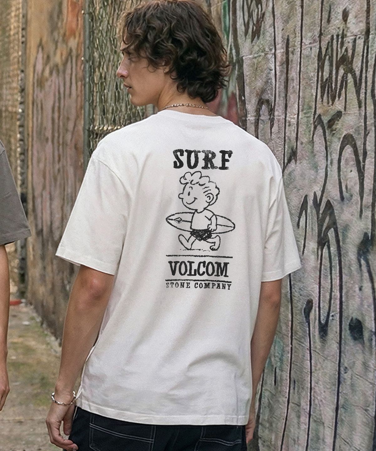 볼컴(VOLCOM) 서프버디 오버핏 반팔티(화이트)