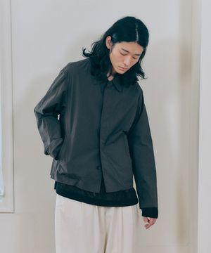 유니섹스 에센셜 나일론 자켓 차콜