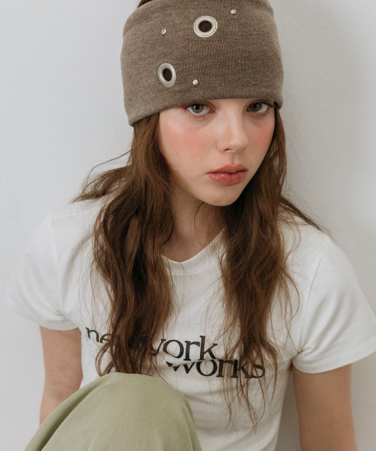 뉴욕웍스(NEWYORKWORKS) 메탈 아일렛 와이드 헤어 반다나_BROWN