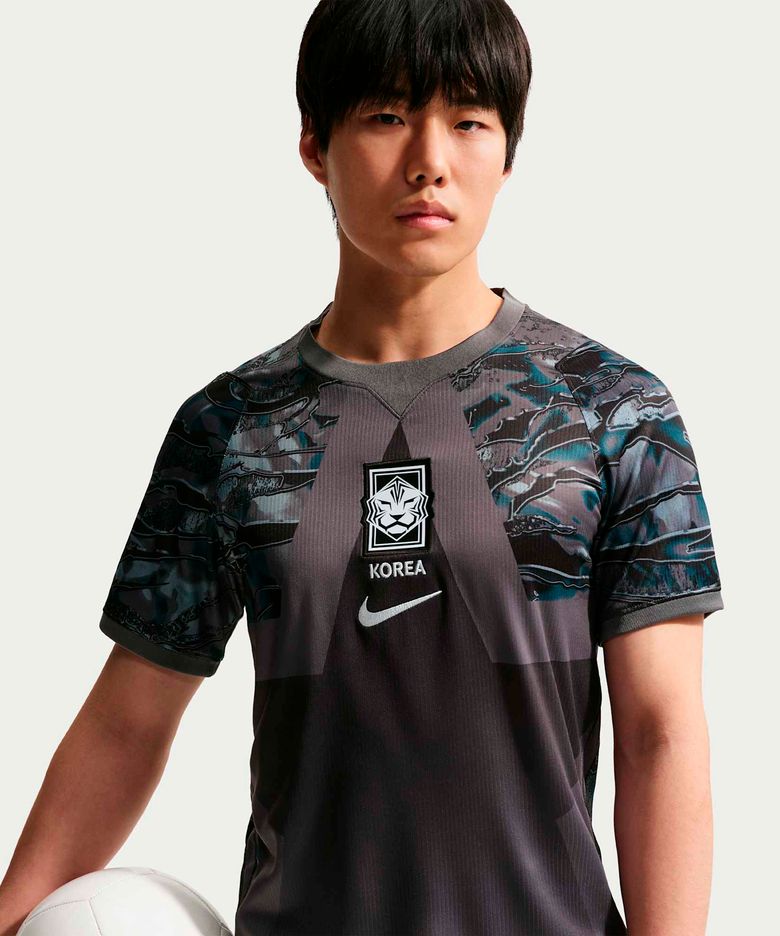 대한민국 2026 스타디움 골키퍼 드라이 핏 축구 레플리카 반소매 저지 M - 블랙:미디엄 애쉬:화이트 / IR0920-010