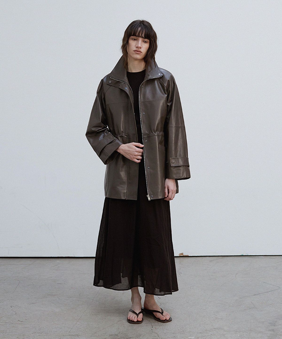 베르데마르(VERDEMAR) High-Neck Drawstring Half Jacket_Taupe Grey
