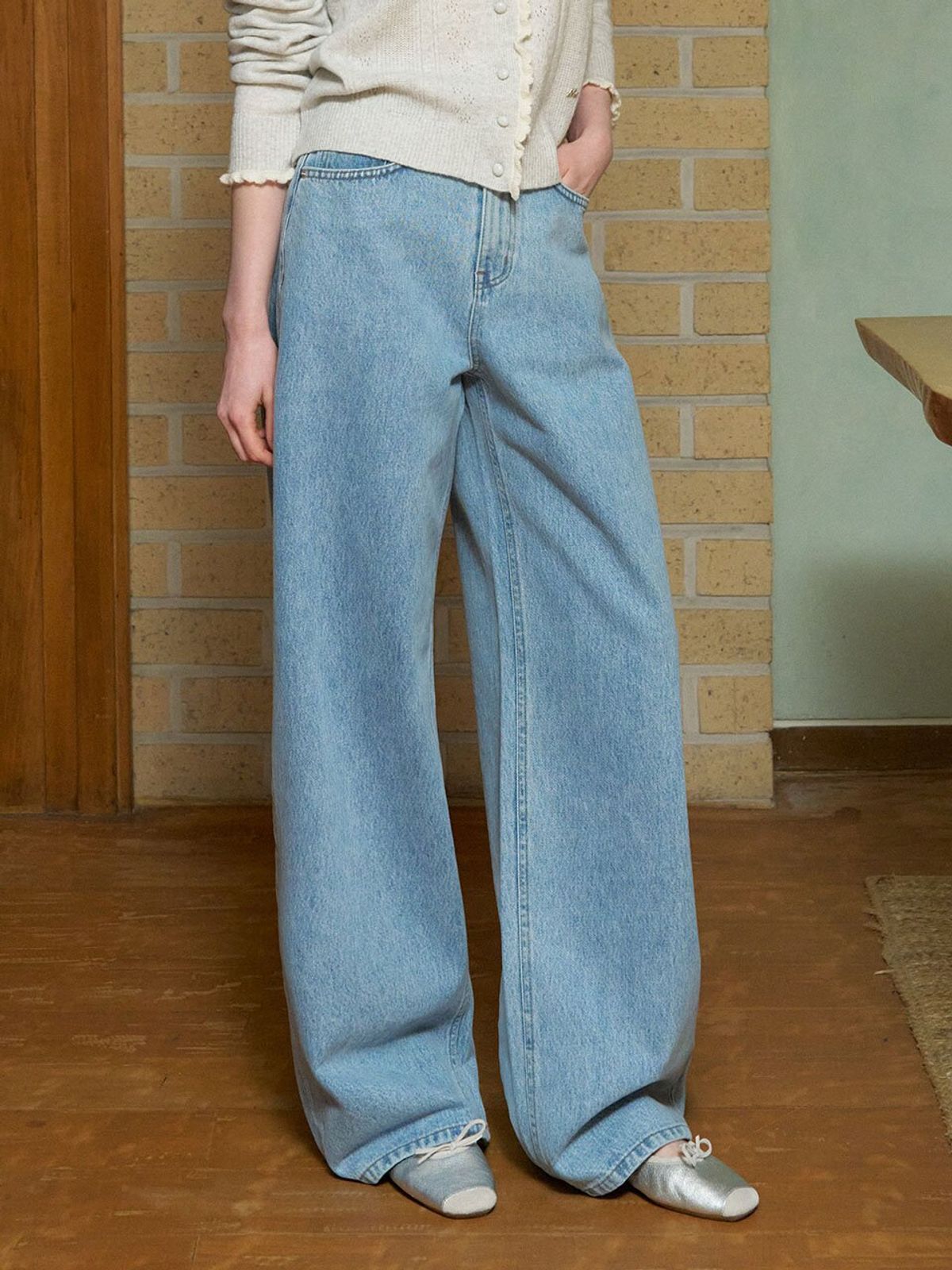 뮈뮈에르(MUEMUER) Daily Barrel Denim Pants MU2611DN101M