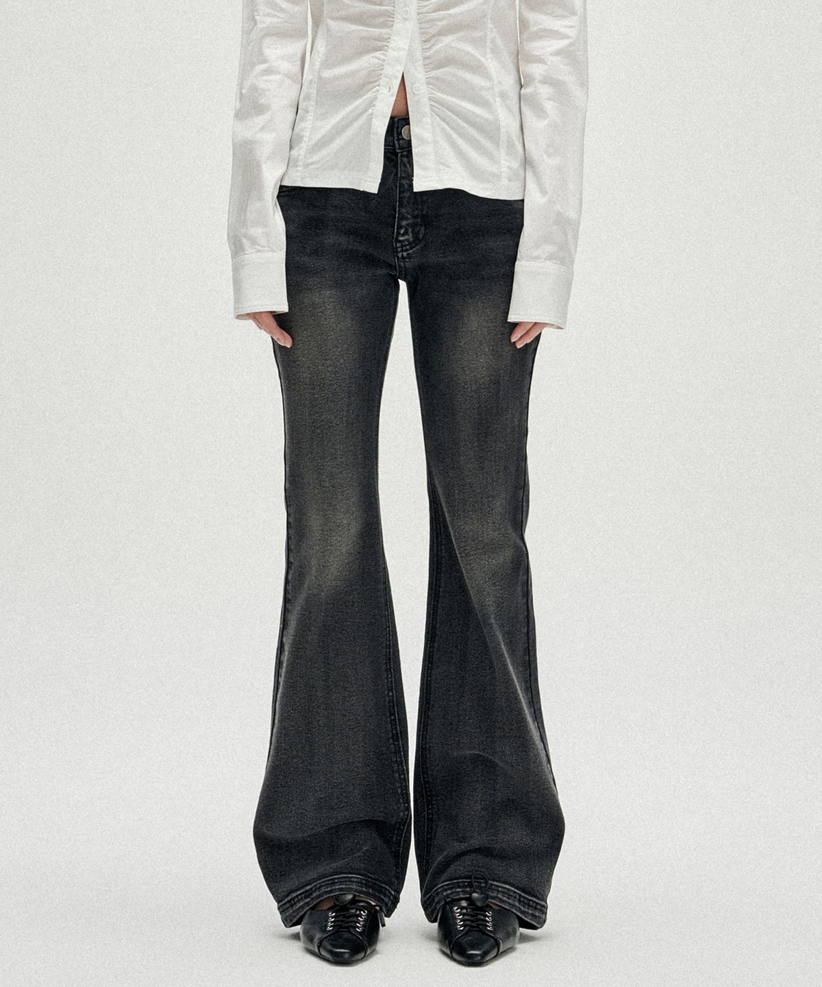 낫포너드(NOT4NERD) W Symbol Stitch Low Rise Flare Fit Denim Pants - Black