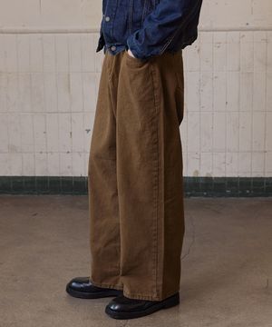 웰스 히든밴딩 와이드 코튼 팬츠 브라운