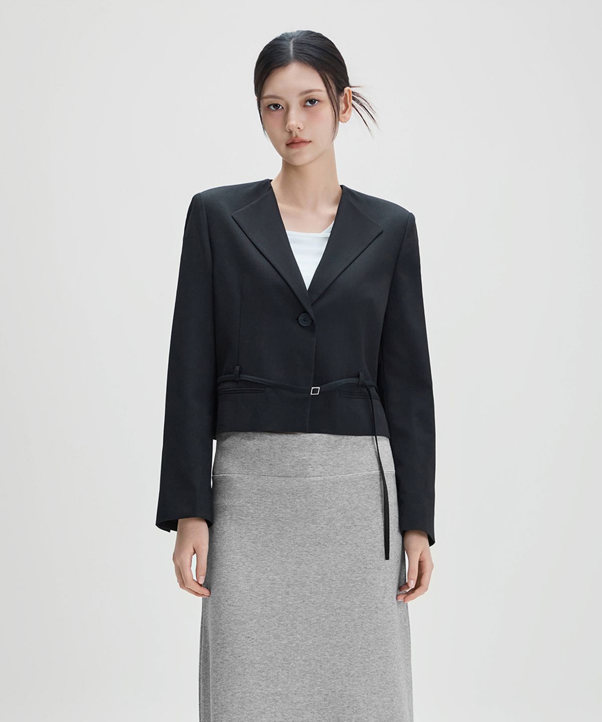 미쏘(MIXXO) 벨트 크롭 자켓_MIWJKG421B