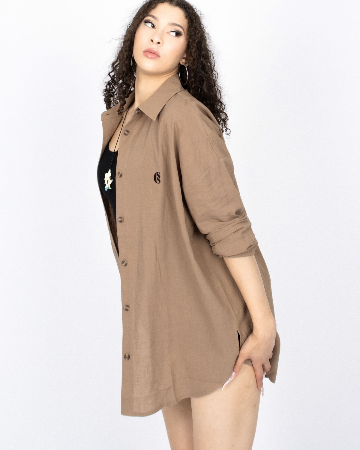쿨시스(COOLSIS) CS LINEN LOGO SHIRTS-018 (BROWN)