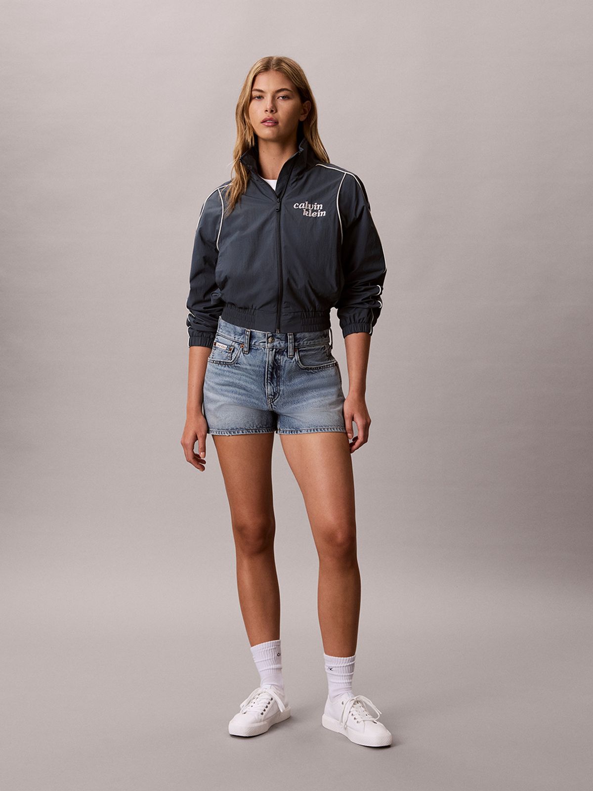 캘빈클라인 진(CALVIN KLEIN JEANS) 여성 노벨티 나일론 파이핑 자켓 47G501G CEG