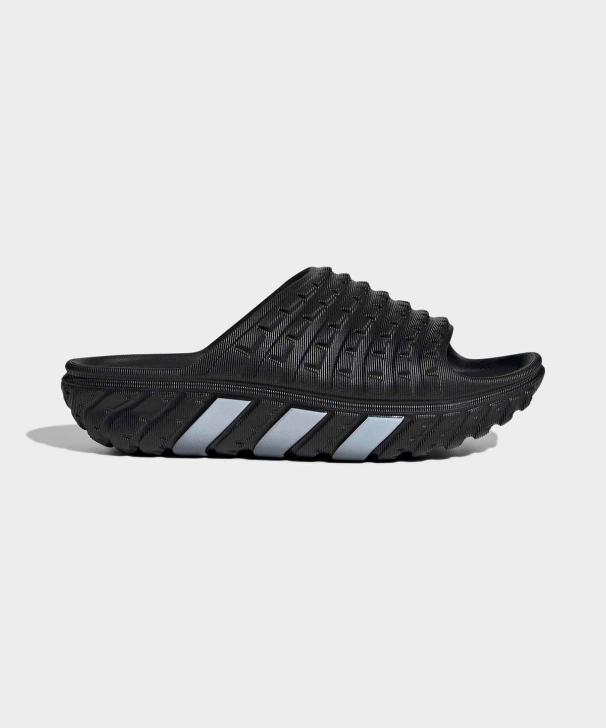 아디다스(ADIDAS) 아딜렛 94 슬라이드 - 블랙:화이트 / IH6890