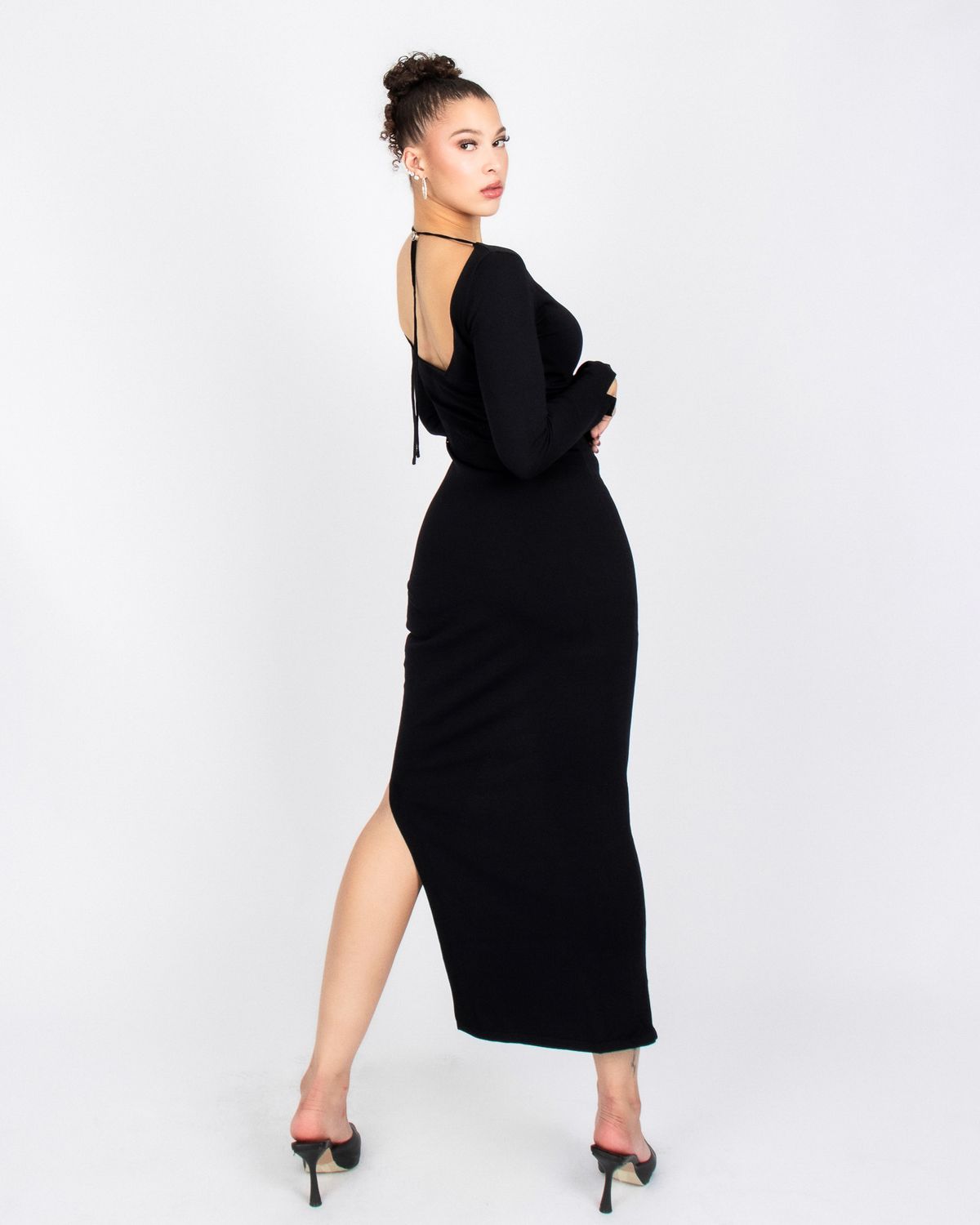 쿨시스(COOLSIS) CS BACK OFF MAXI KNIT DRESS-027 (BLACK)