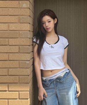 여성 모노로고 스쿱 베이비 반팔 티셔츠 47G220G YAF