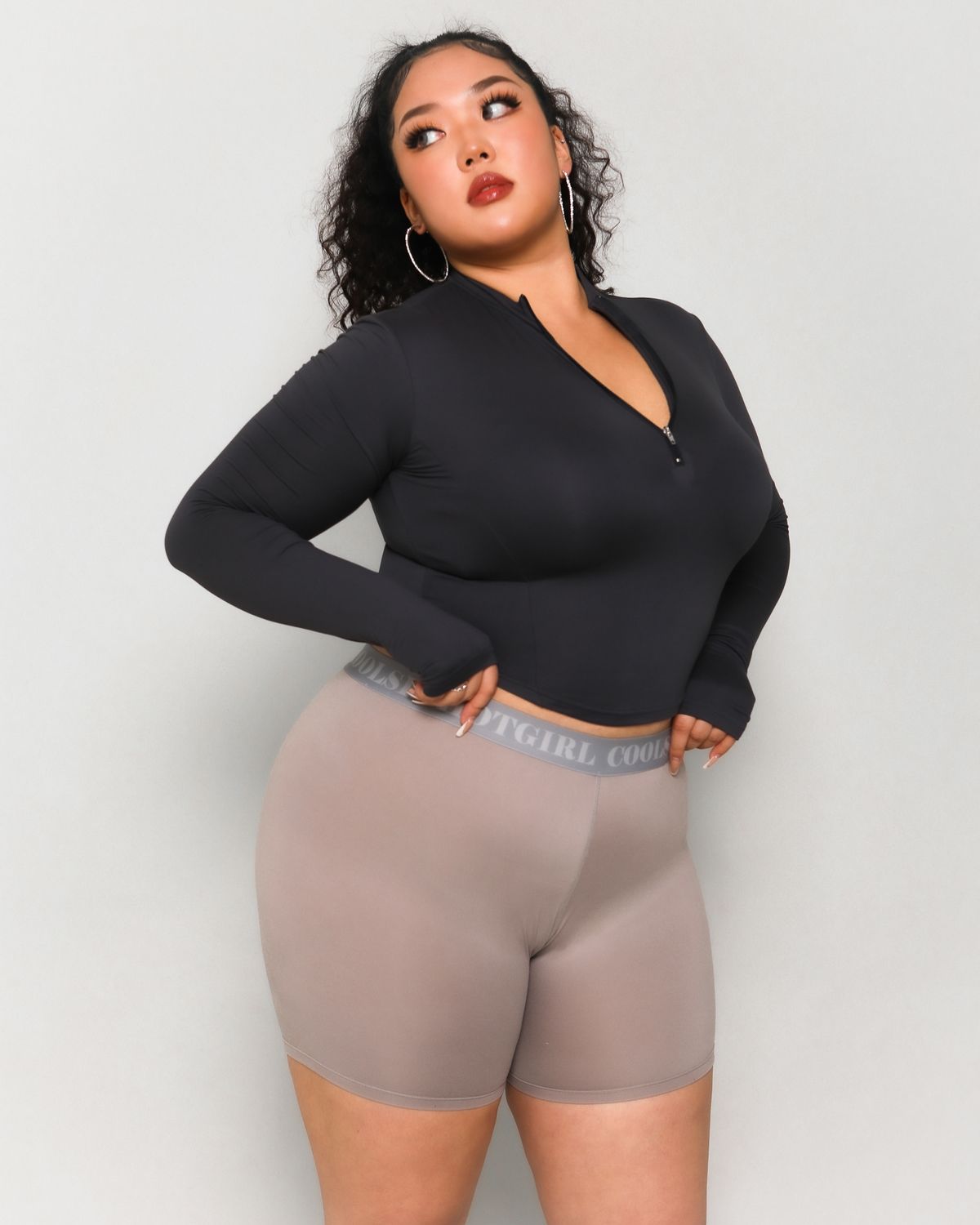 쿨시스(COOLSIS) CS +7℃ SOFT HEAT ZIP TOP-039 (CHARCOAL)