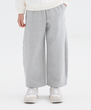 [키즈]커브드 벌룬핏 스웨트팬츠 (기모)_SPMTG12KU2