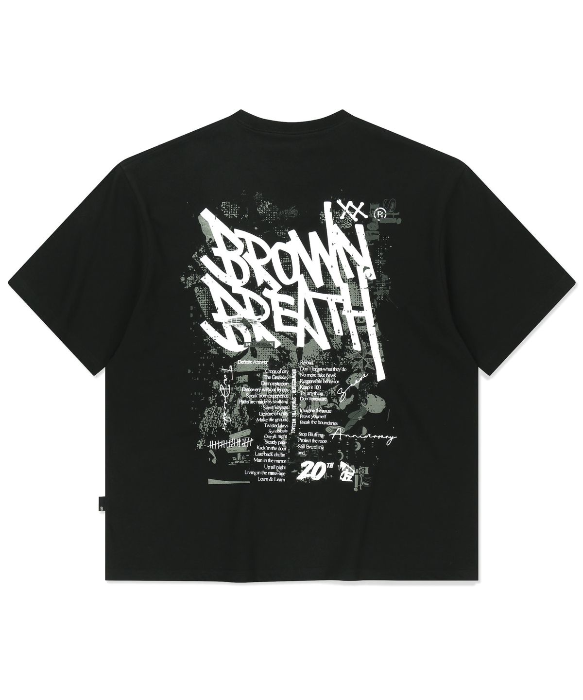 브라운브레스(BROWNBREATH) 20TH ANNIV TAG TEE - BLACK