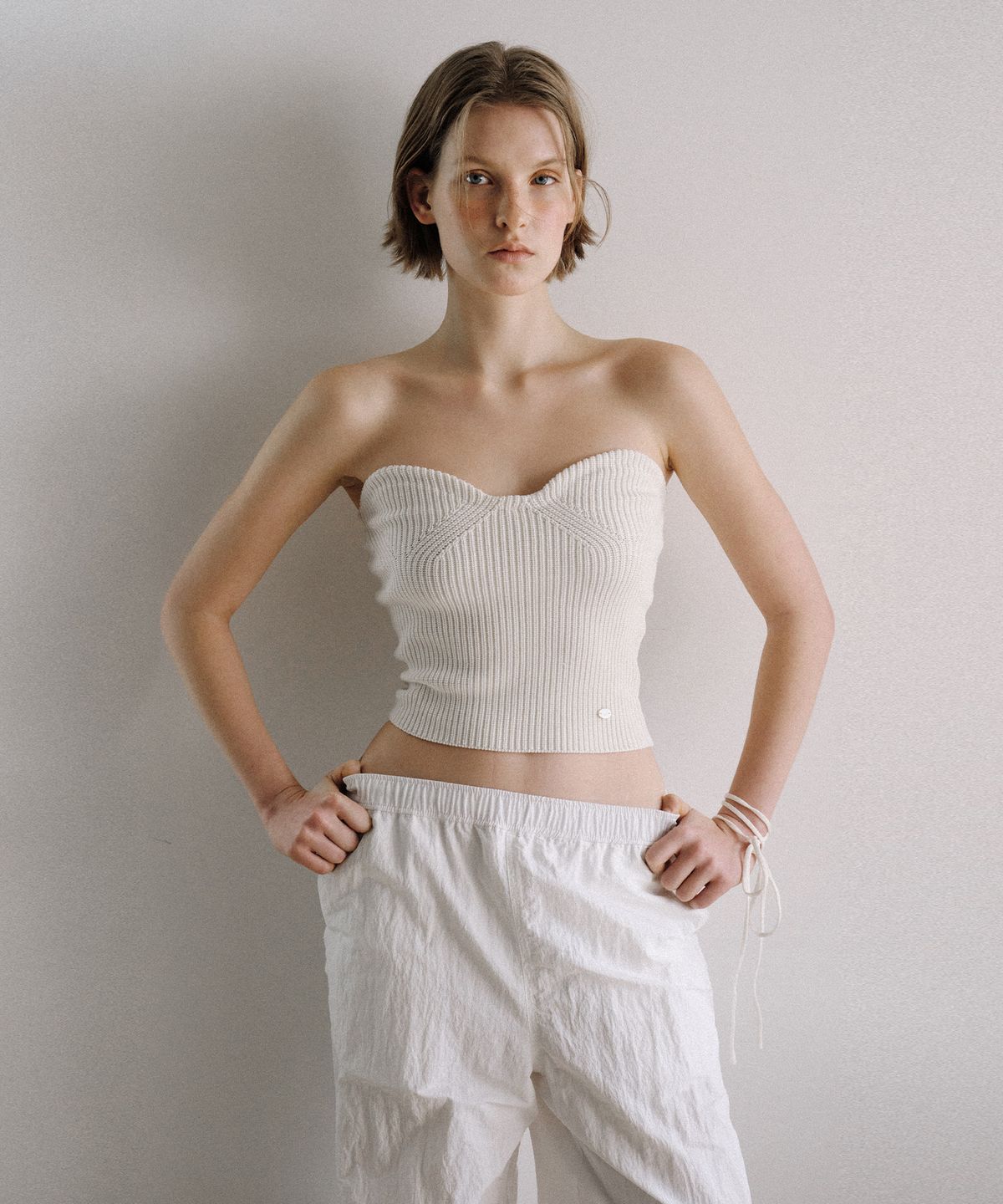루시르주(LUCIR ZU) Heart Neck Knit Bustier + Halter Strap (cream)