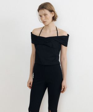 Fitted Drape Off-Shoulder Halter Blouse (black)
