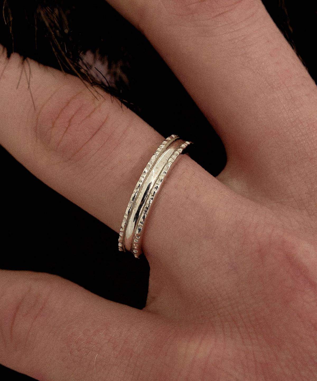 에이지47(AG47) M.C-R-07  Rough Wave Texture Ring