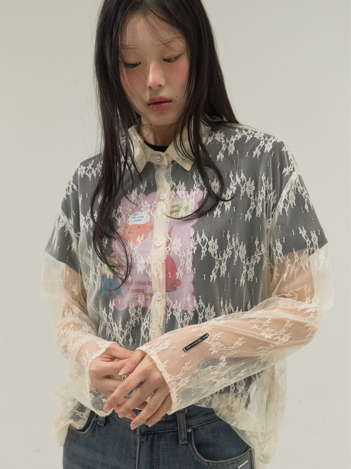 쏘리, 투 머치 러브(SORRY, TOO MUCH LOVE) Sheer Lace Classic Collar Blouse_Cream