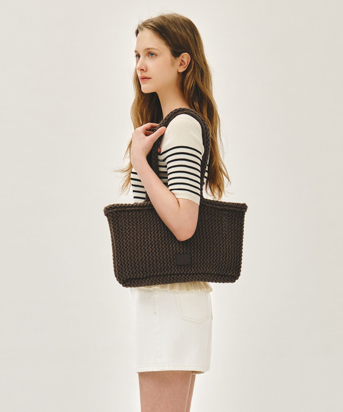 마리떼 프랑소와 저버(MARITHÉ + FRANҪOIS GIRBAUD) CLASSIC LOGO NET SHOULDER BAG dark brown