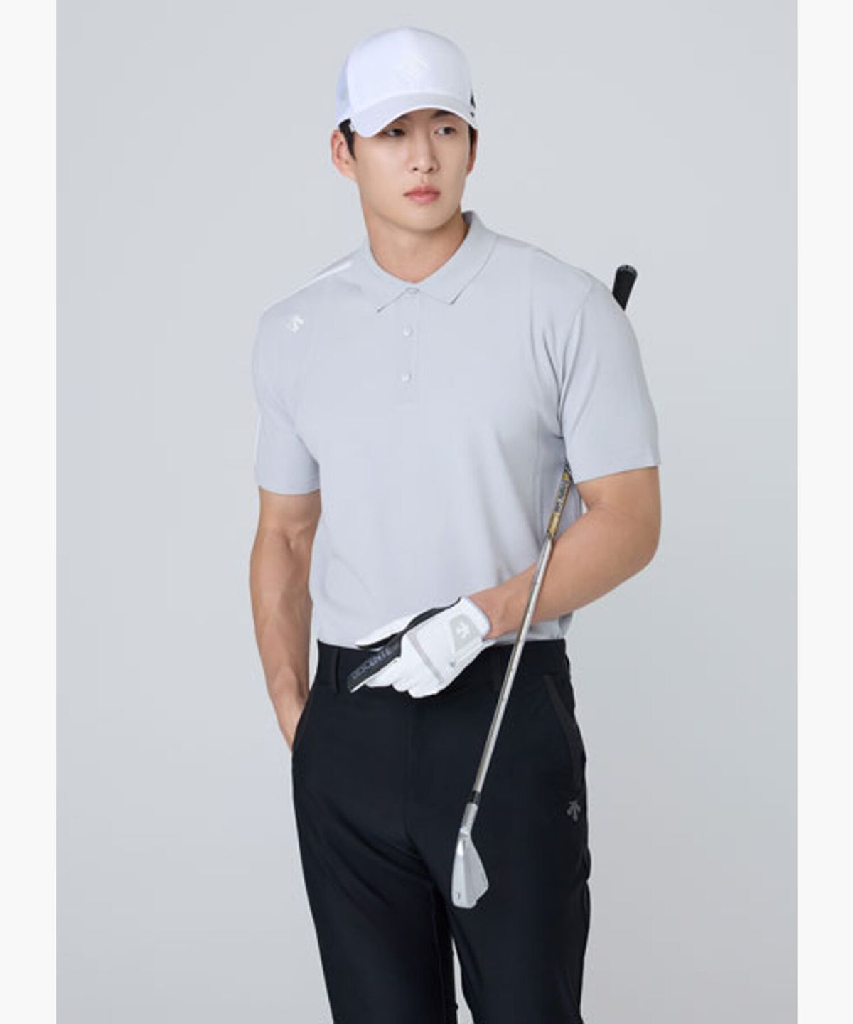 데상트 골프(DESCENTE GOLF) 남성 원포인트 카라 반팔 스웨터  DR12MFKP3Y