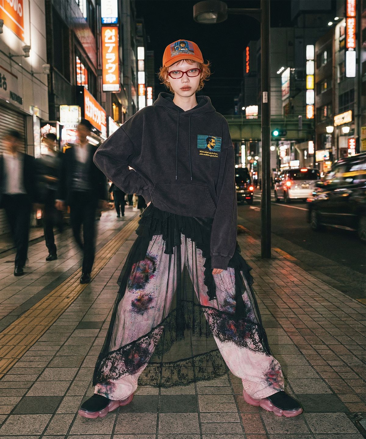 커넥트엑스(CONECTX) CONECTX x viesti Embroidery Effect Screen Print Hoodie_Washed