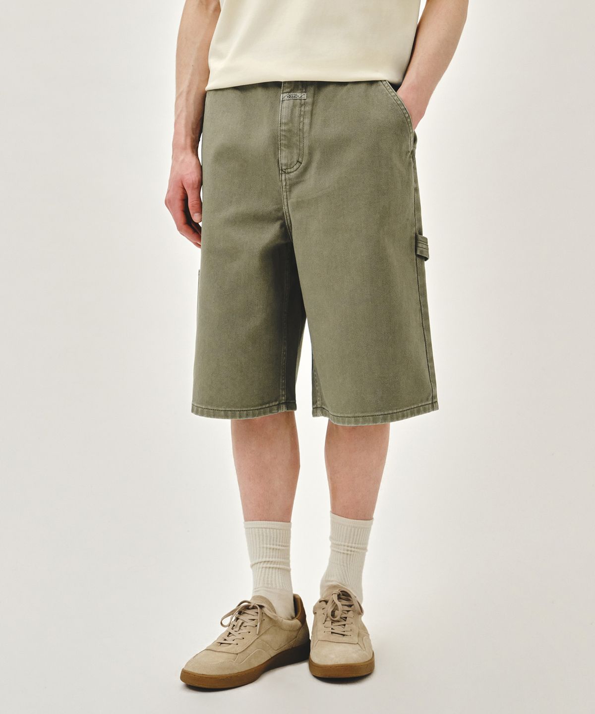 마리떼 프랑소와 저버(MARITHÉ + FRANҪOIS GIRBAUD) M BERMUDA CARPENTER DENIM SHORTS gray khaki