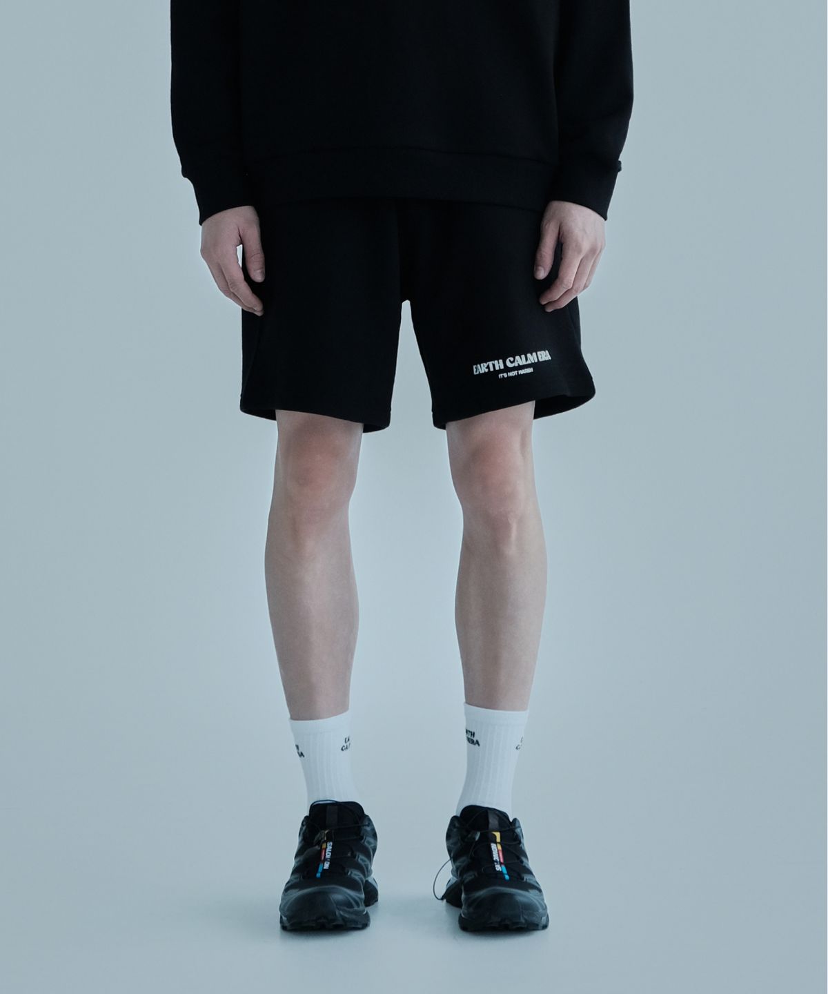 얼스캄에라(EARTH CALM ERA) 내추럴 데일리 스웨트 쇼츠_블랙