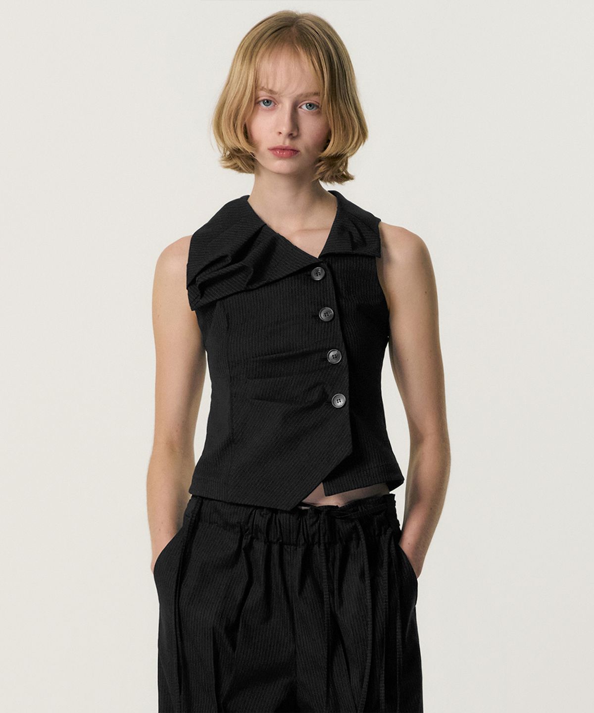 킴지수(KIMZISU) Asymmetric Draped Collar Jacket_BLACK