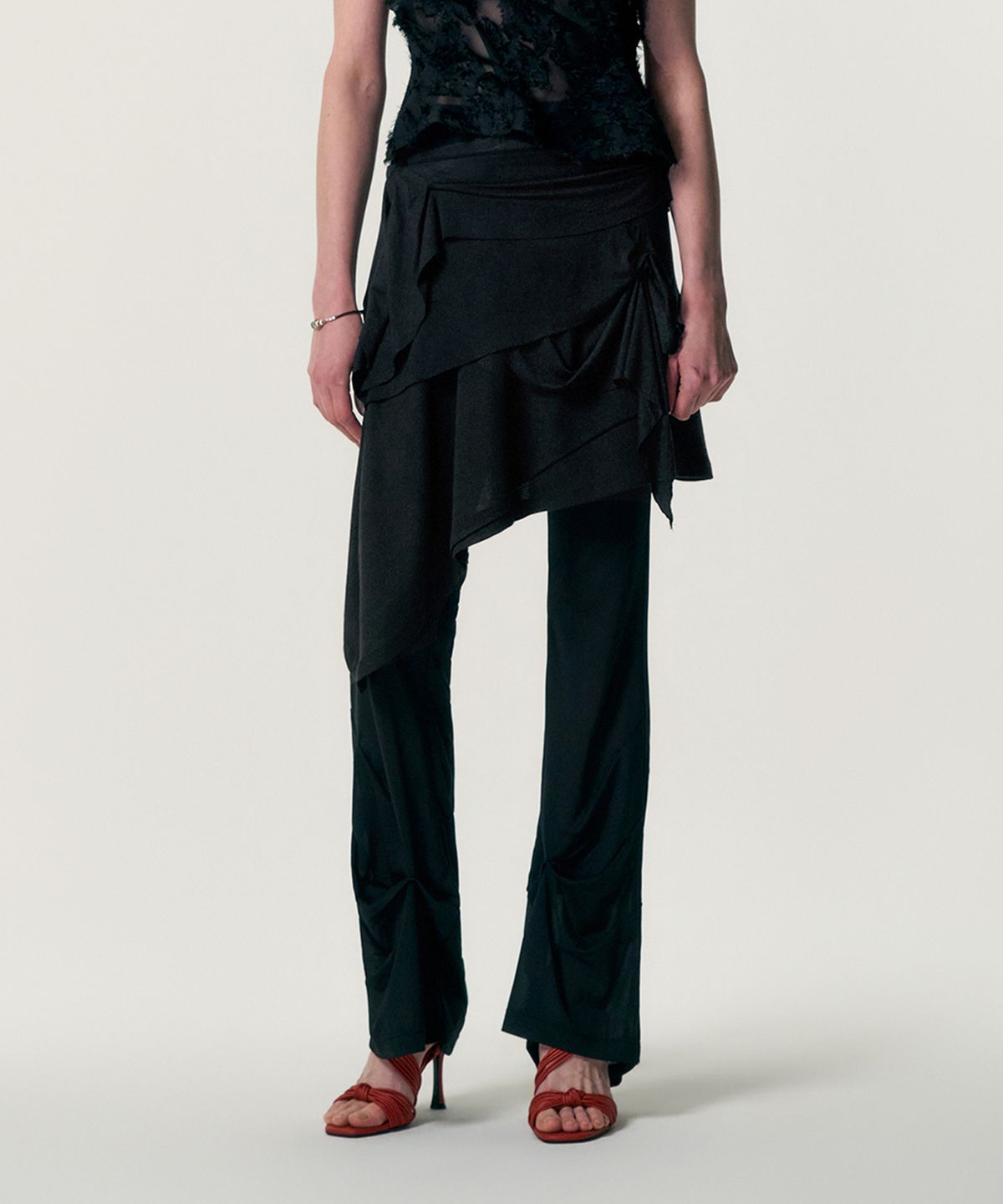 킴지수(KIMZISU) Soft-Drape Jersey Skirt_BLACK