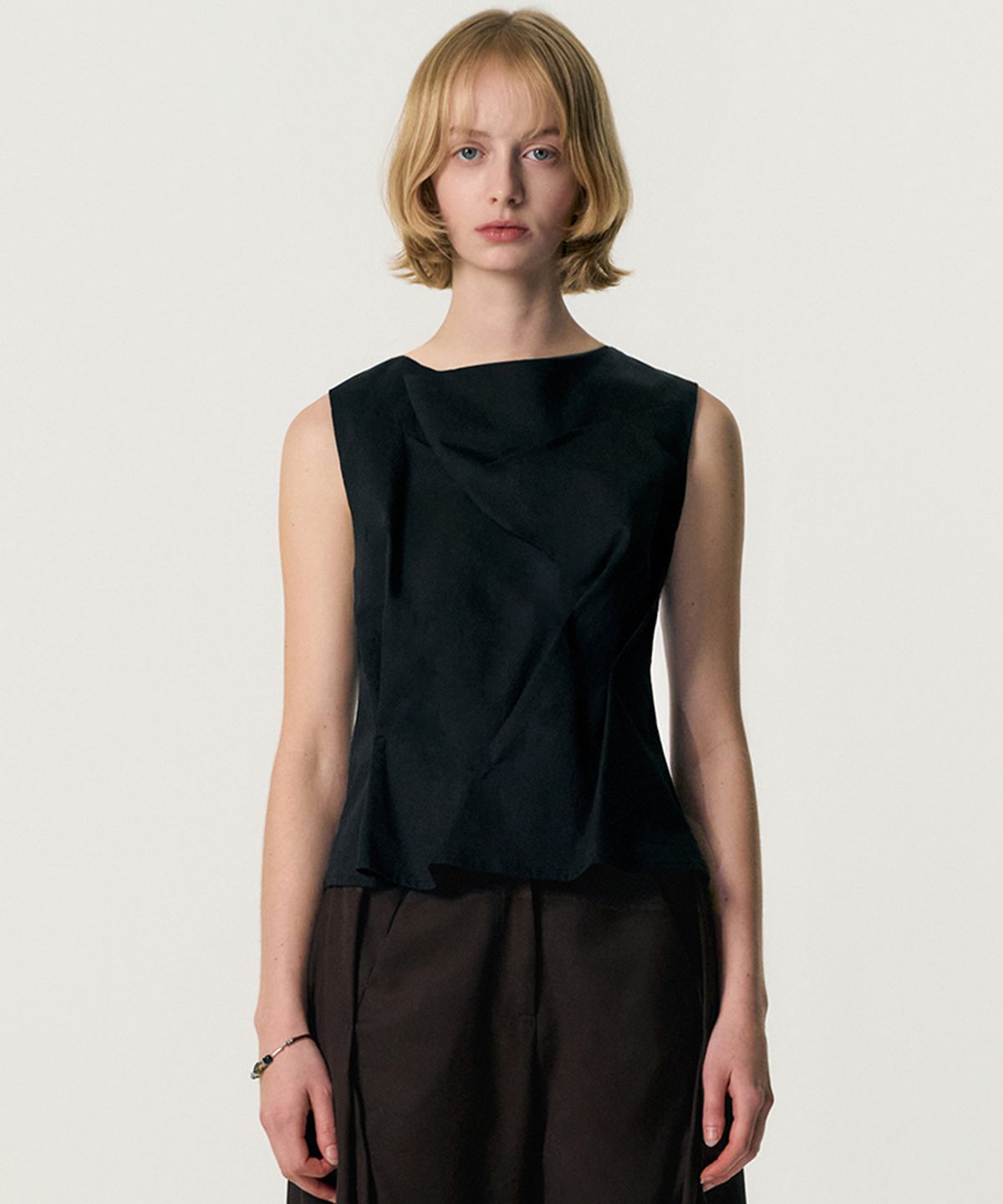 킴지수(KIMZISU) Draped Shell Top_BLACK