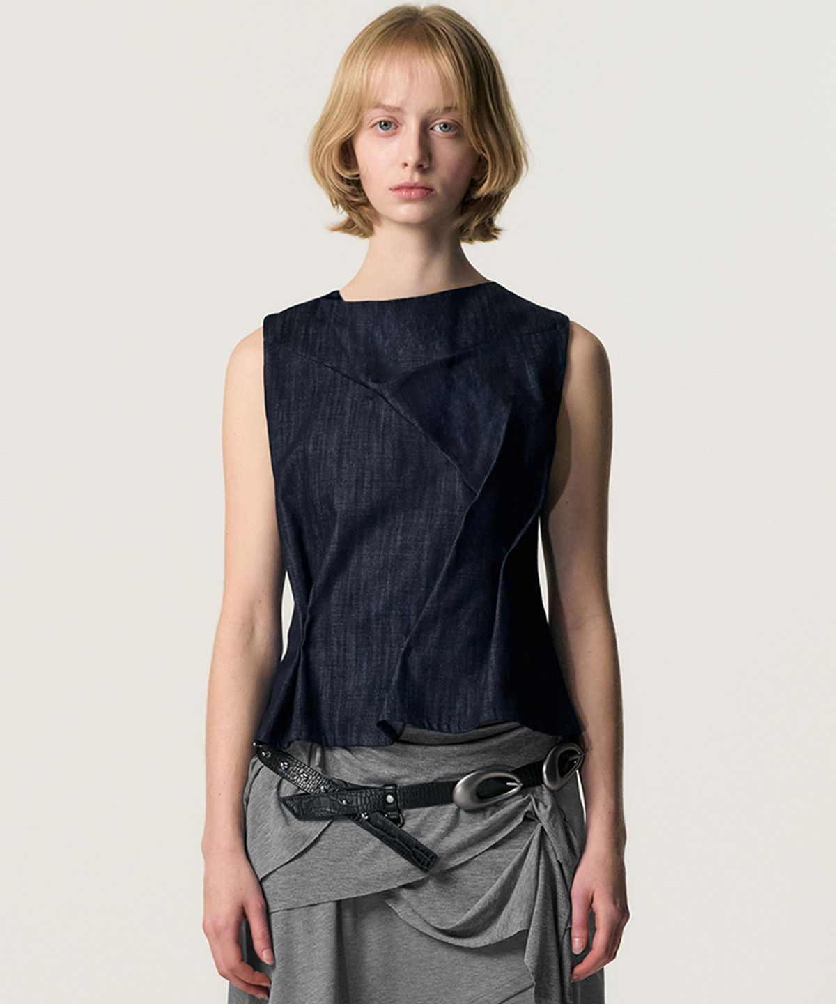킴지수(KIMZISU) Draped Shell Top_NAVY