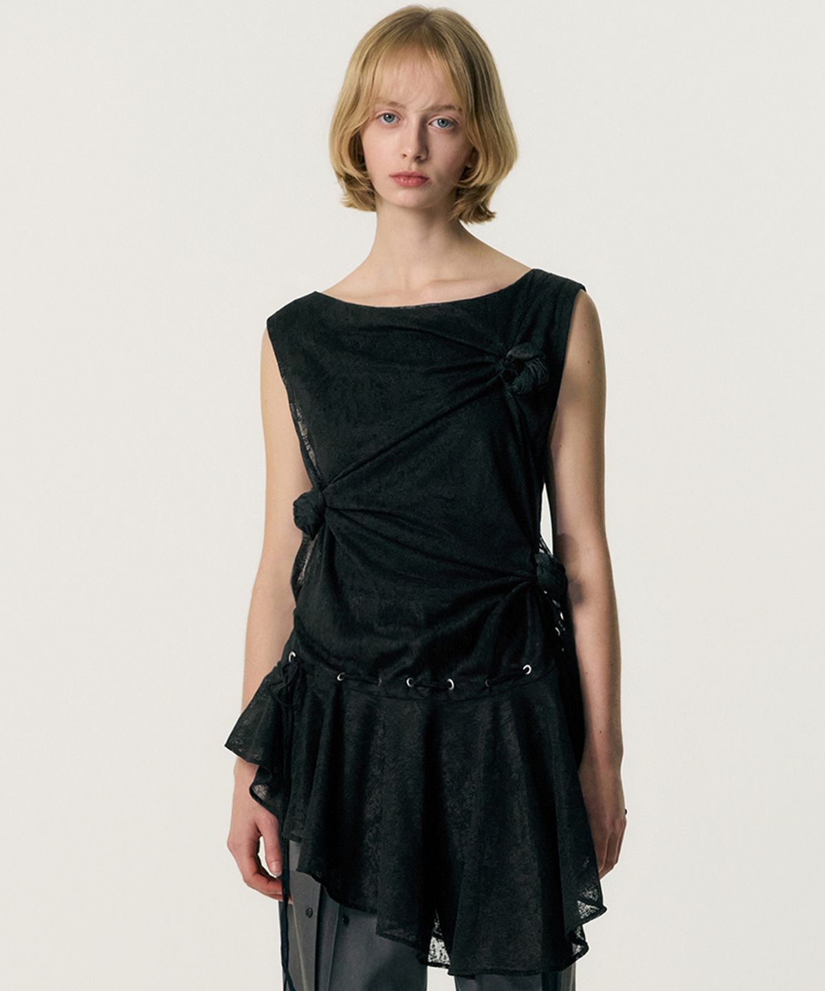 킴지수(KIMZISU) Multi-Knot Lace Jersey Top_BLACK