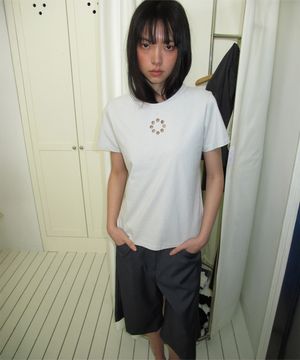 one tee (Light gray)