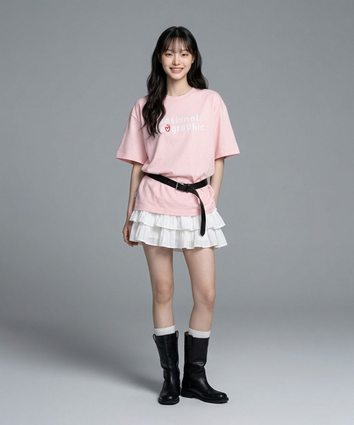 내셔널지오그래픽(NATIONALGEOGRAPHIC) N262UTS902 소로나 쿨 하트로고 세미오버핏 반팔 티셔츠 ICE PINK