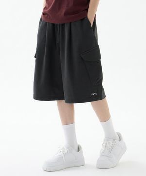 카고 버뮤다 스웨트 쇼츠-블랙