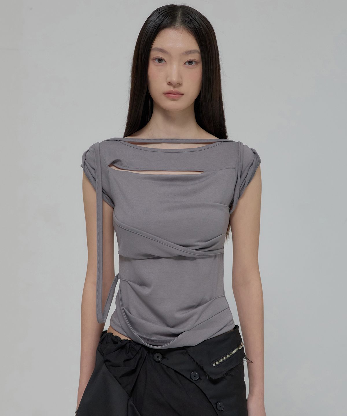 플레어업(FLAREUP) Asymmetrical Draped Strap Roll-Up T-Shirt (FL-170_Dark Gray)