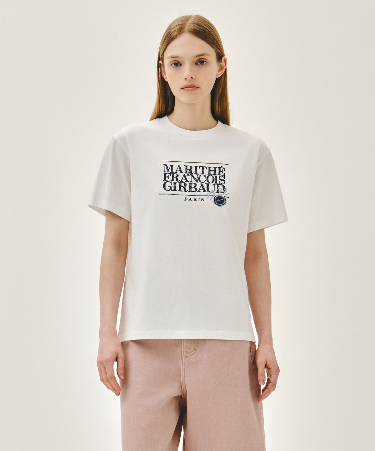 마리떼 프랑소와 저버(MARITHÉ + FRANҪOIS GIRBAUD) STAMP CLASSIC LOGO TEE white
