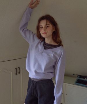 프레이 브이넥 니트