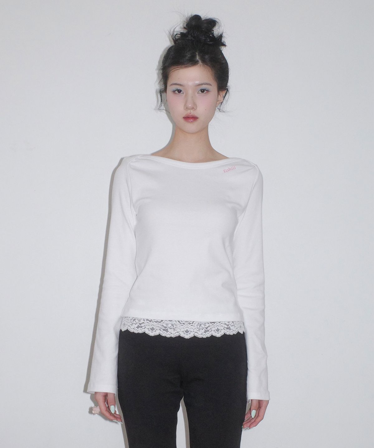 페이키(FAKIII) Two-Way Boat Neck Long Sleeve_White