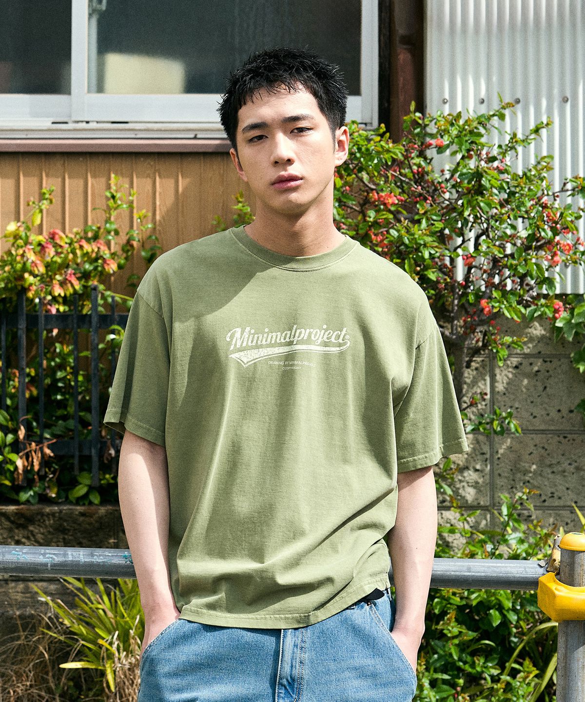 미니멀프로젝트(MINIMALPROJECT) 워시드 드로잉 피그먼트 크롭 반팔 티셔츠 MST188C [KHAKI]