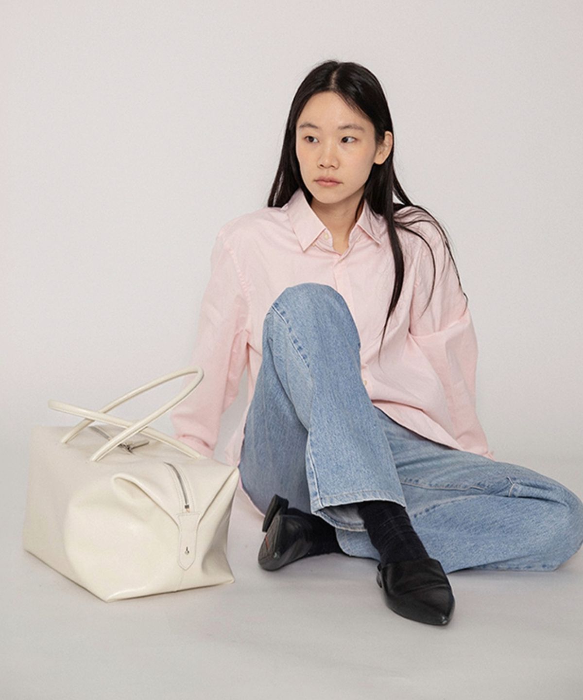 앳마이핑거팁(ATMYFINGERTIP) 폴디드 보스턴 백 라지 에크루