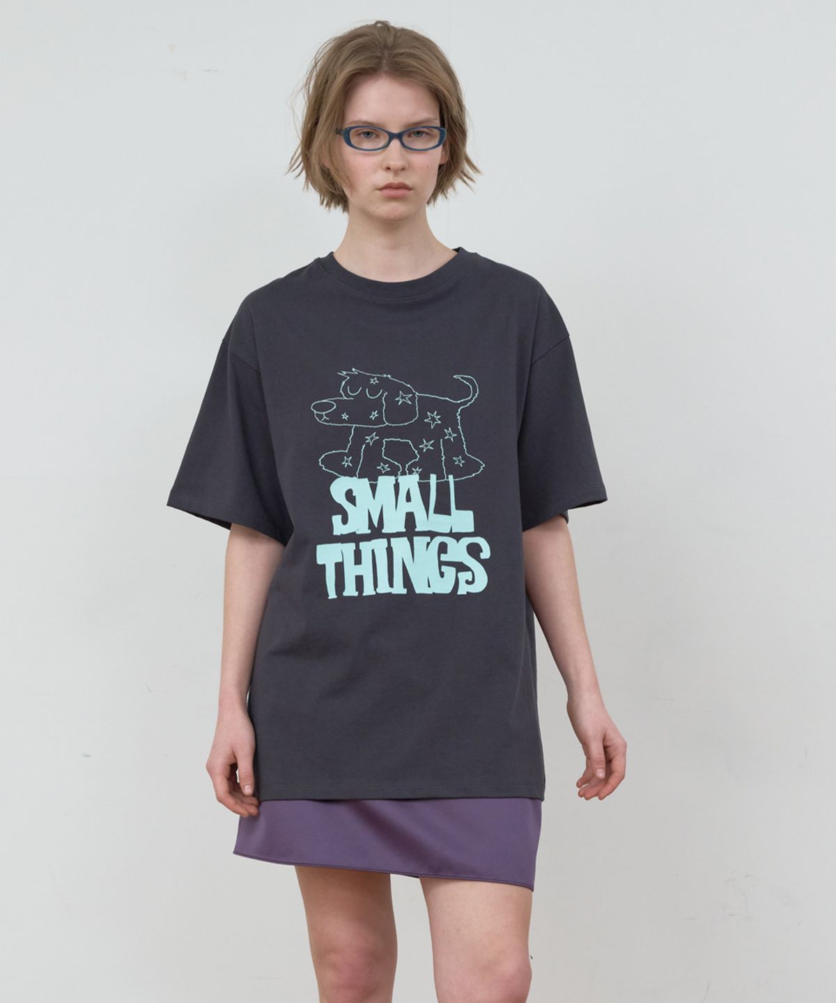 마조네(MA JOURNEE) SMALL THINGS GRAPHIC T-SHIRT_CHARCOAL