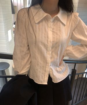 핀콧 카라 블라우스