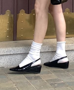 카론 스퀘어 슬링백