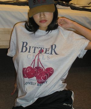 체리 베리 티-라이트 그레이