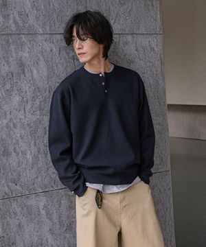 에센셜 무드 헨리넥 니트_Navy