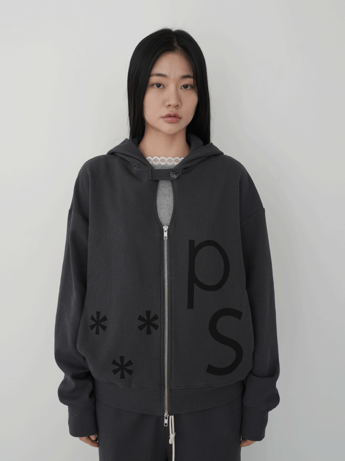 피브스피브스(PEEVES PEEVES) Waffle Zip-Up Hoodie / Charcoal