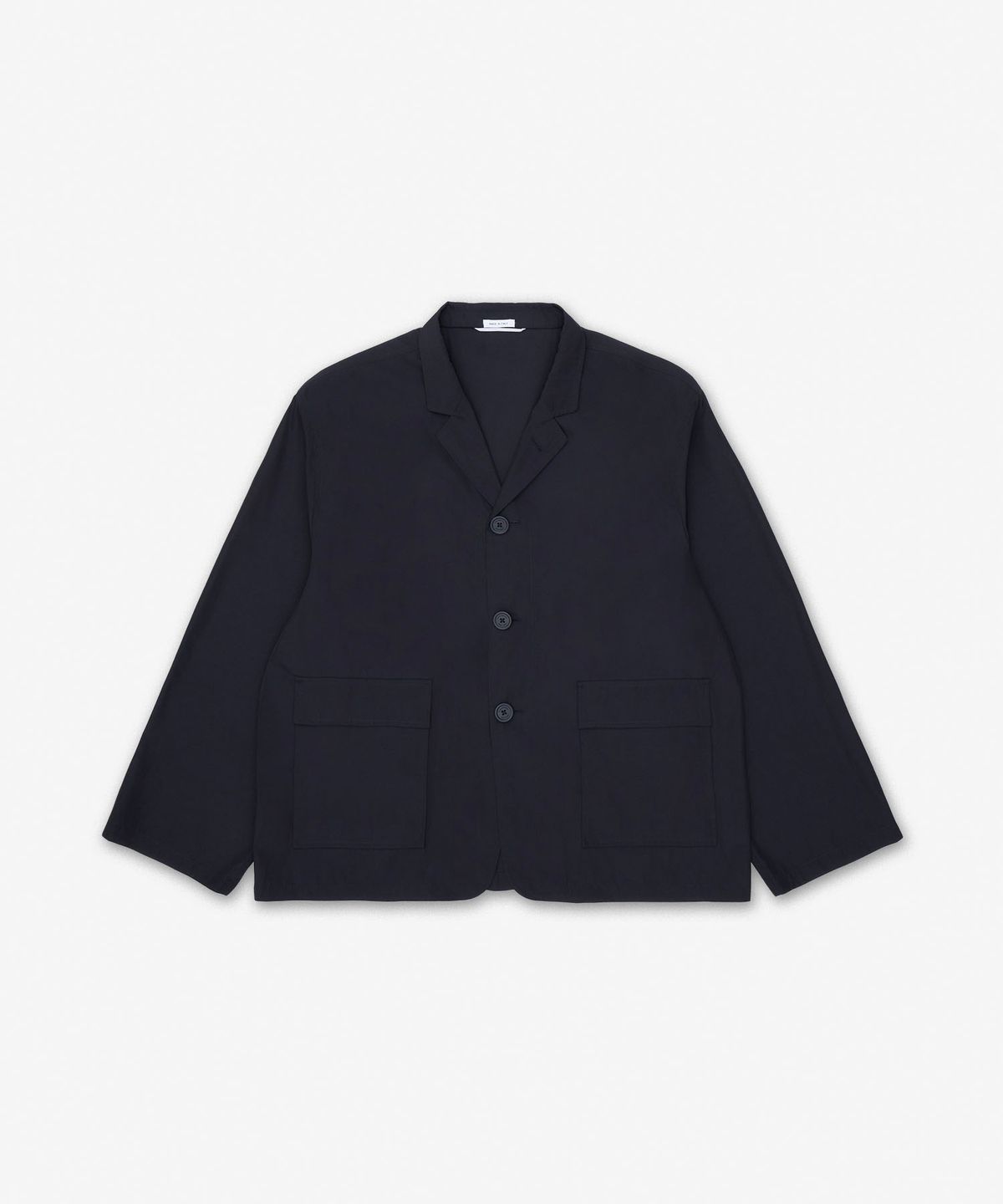 톰 브라운(THOM BROWNE) 라이트 메모리 테크 패커블 스포츠 코트 재킷 - 네이비 / MJU581PF0967415