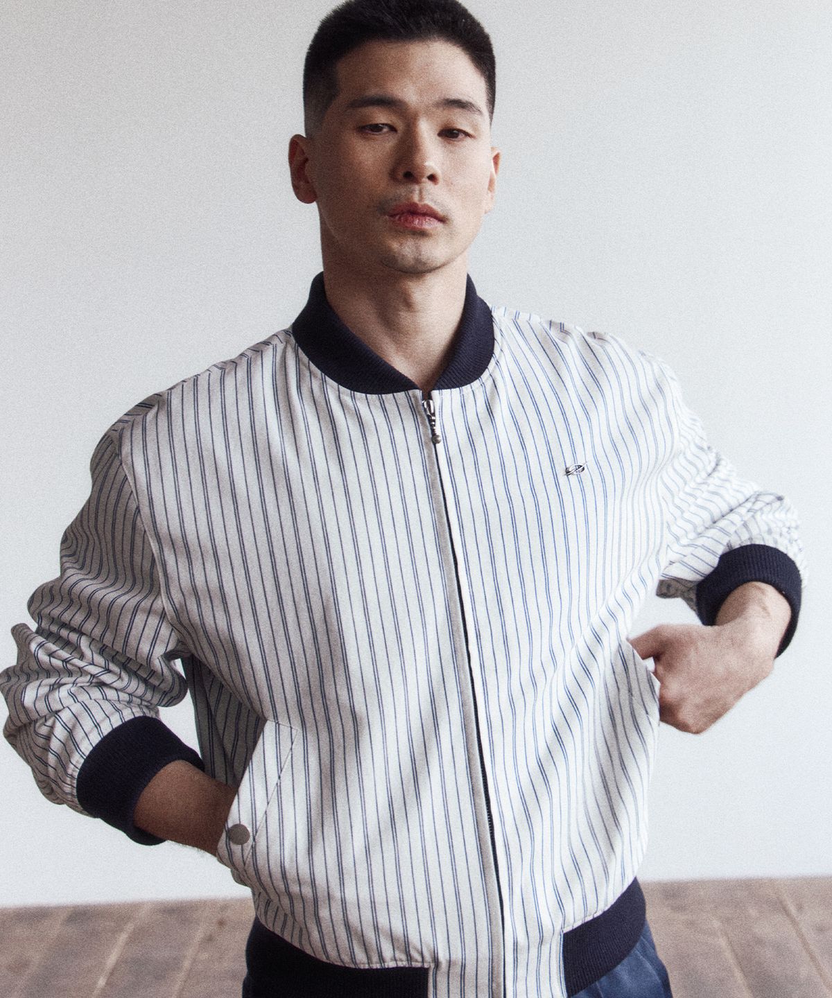 51퍼센트(51PERCENT) Stripe blouson - white