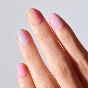 N 코튼 캔디 네일